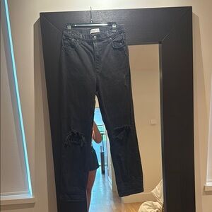 Black Distressed Jeans